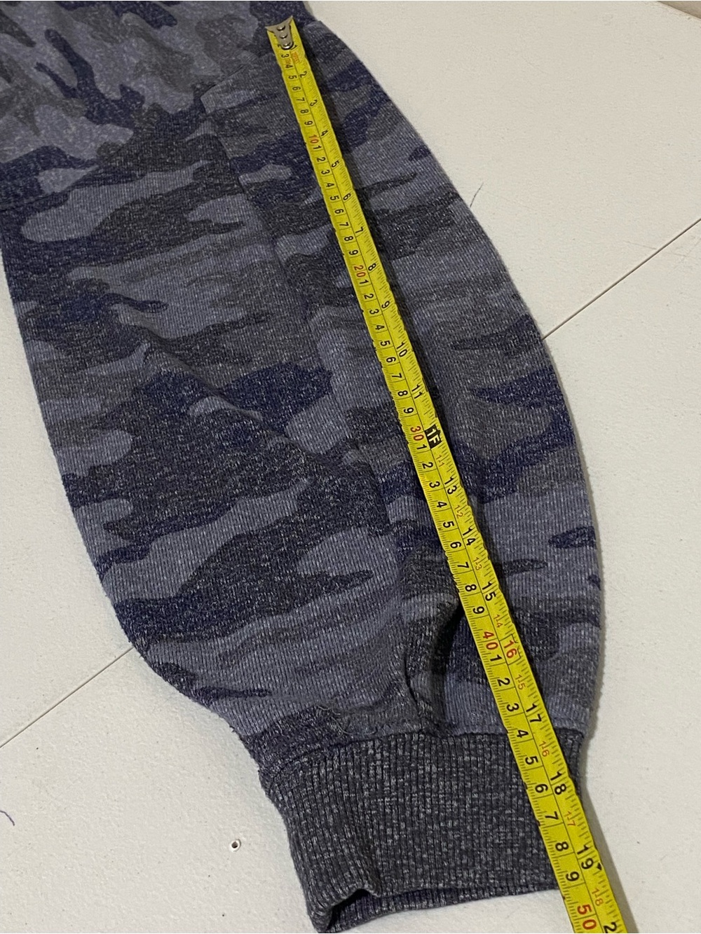 Z Supply Women’s Navy & Gray Camo Crewneck Sweater - Picture 7 of 8